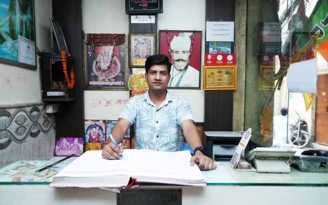 Hotel Ashirwad near New Delhi Railway Station, Paharganj