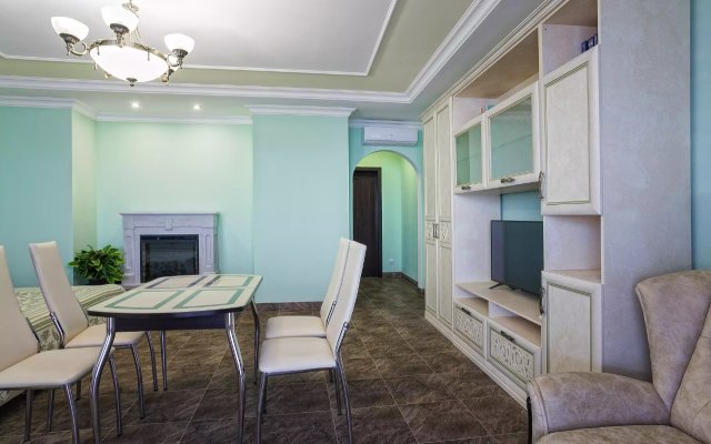 Familiya Apartments