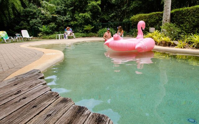Montville Mountain Inn