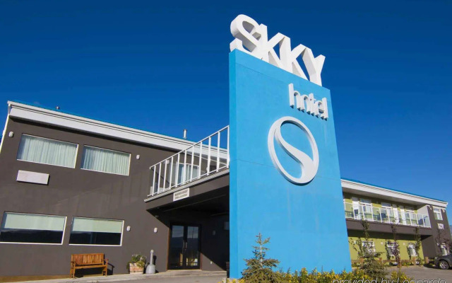 SKKY Hotel