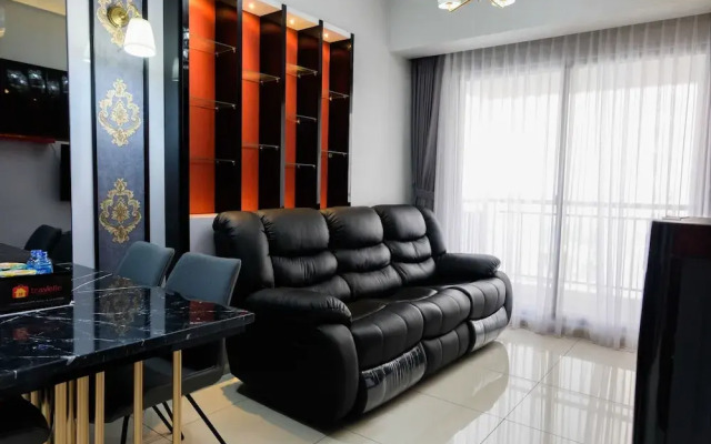 3BR Apartment with Pool View at M-Town Residence