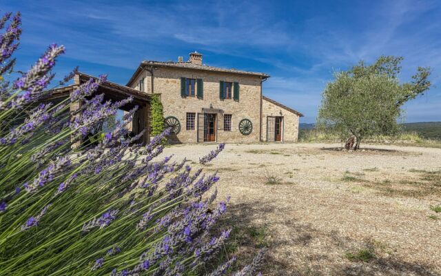 Tuscan Farmhouse near Siena