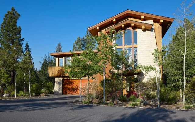 Obsidian Residence Club