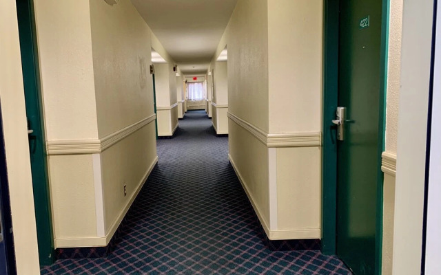 Peace Valley Inns