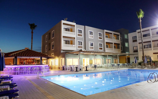 Kefalos - Damon Hotel Apartments