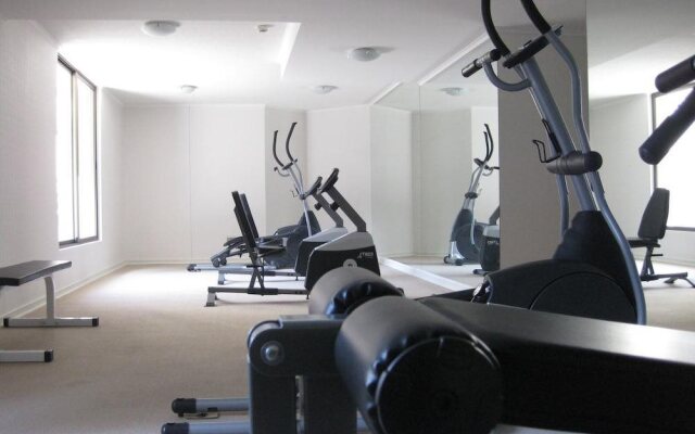 Plaza Suites Apartments