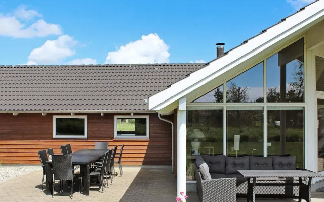 14 Person Holiday Home in Idestrup-by Traum