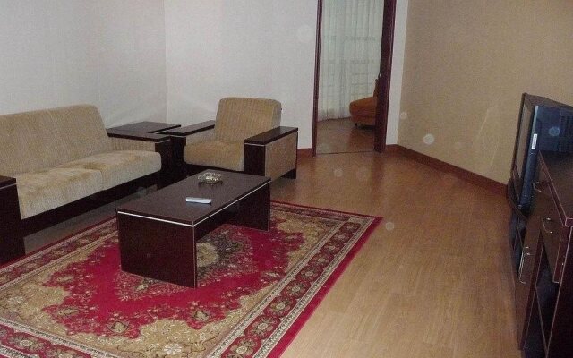 Guodong Chengdu Grand Hotel