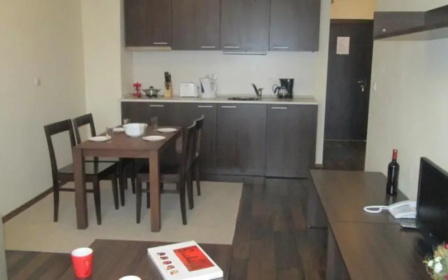 GT Aspen House Apartments