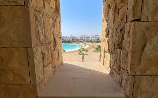 Xuru Stays I Charming & Beautifully Styled 3bdr @ Swan Lake Gouna