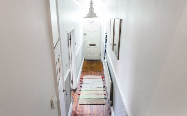 Riverside 6 bedroom Cambridge escape