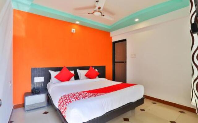 Oyo 24921 Hotel Shree