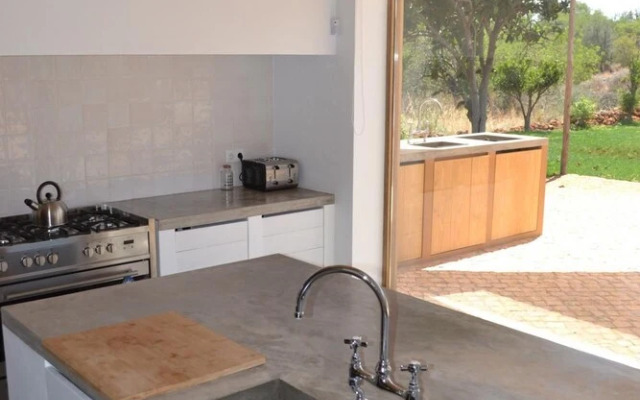 Quinta do Calderao by Portucasa