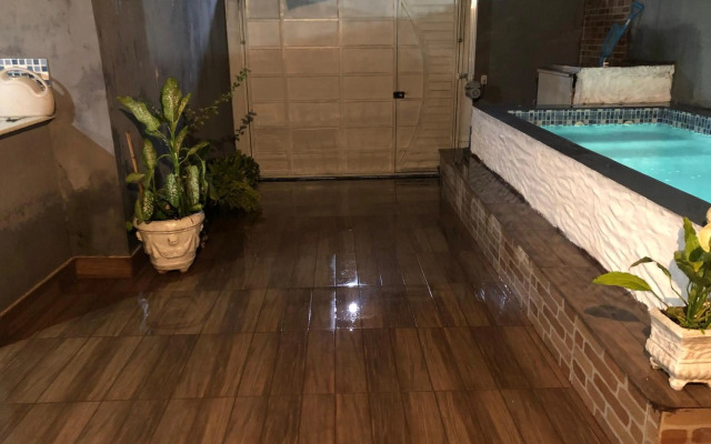 Sobrado com Piscina hidromassagem