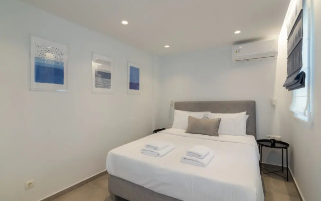 Athens Theatrou Apartments