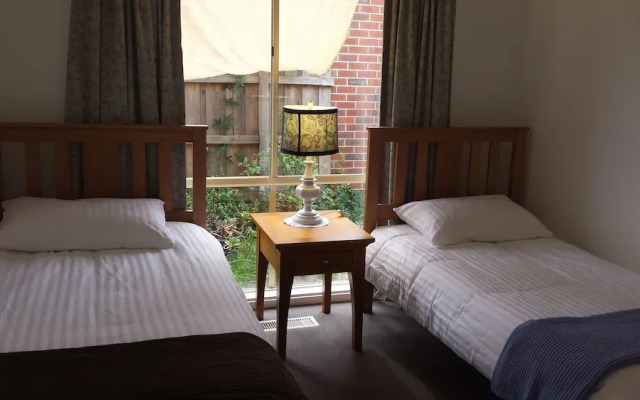 Maroondah 3 Bedroom House