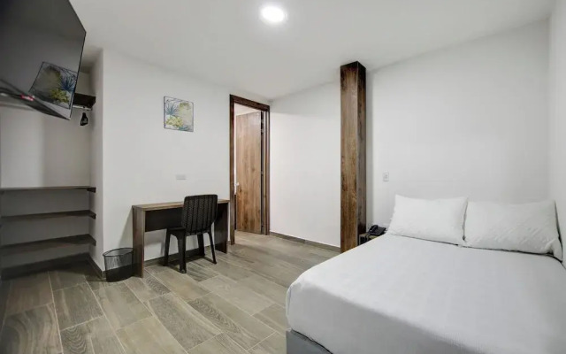 XLiving Host & Rooms