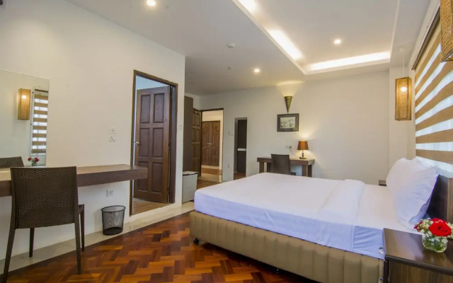 Woodside Inn & Serviced Apartments