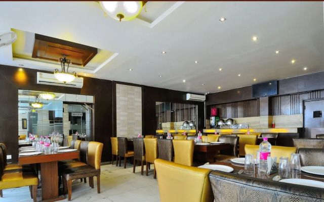Hotel The Raj, New Delhi