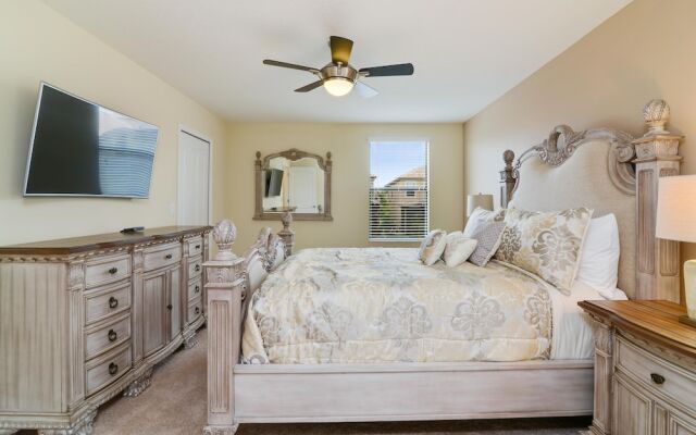 Sunny Vacations by VillaDirect