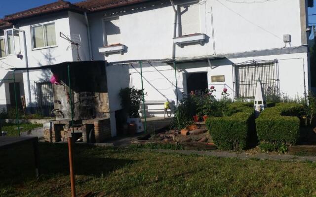 Zikoinaren Txokoa ( El Txoko de la cigüeña )