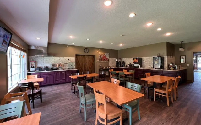 Country Inn Walker