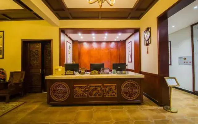 Jingzuan Business Hotel