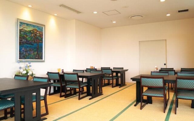 Wisterian Life Club Usami