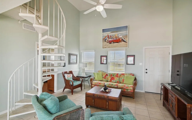 Sea Loft by Ryson Vacation Rentals
