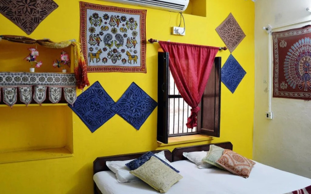 Monica Guesthouse & Safari