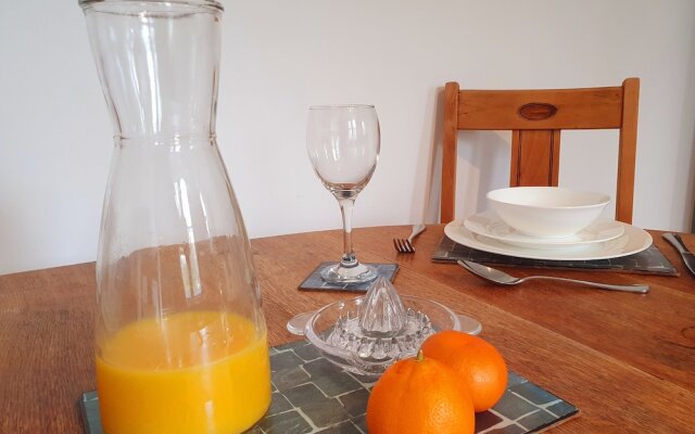 Charming 2-bed Apartment in Bournemouth