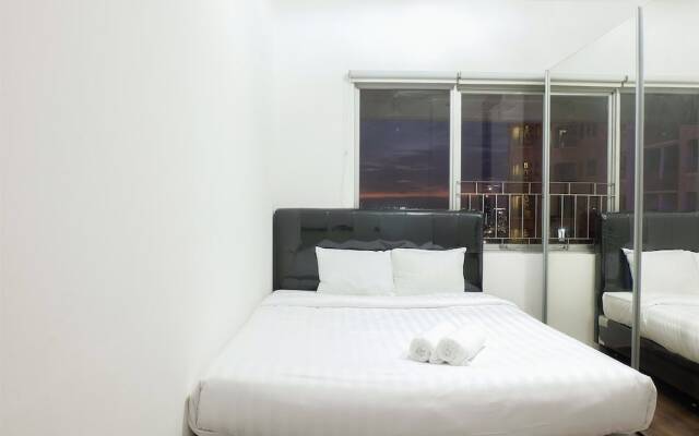 Strategic Location 2 Bedroom Sudirman Park By Travelio