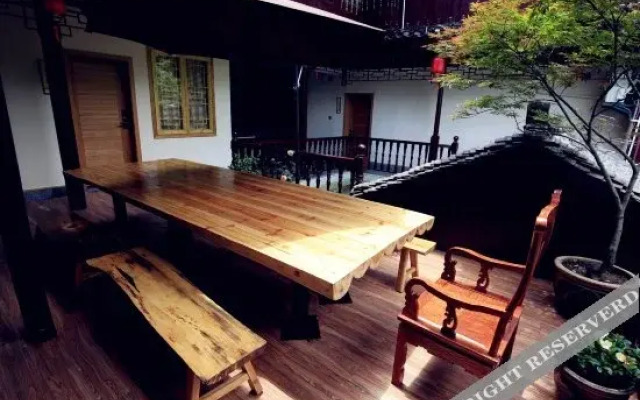 Yanyuting River View Inn