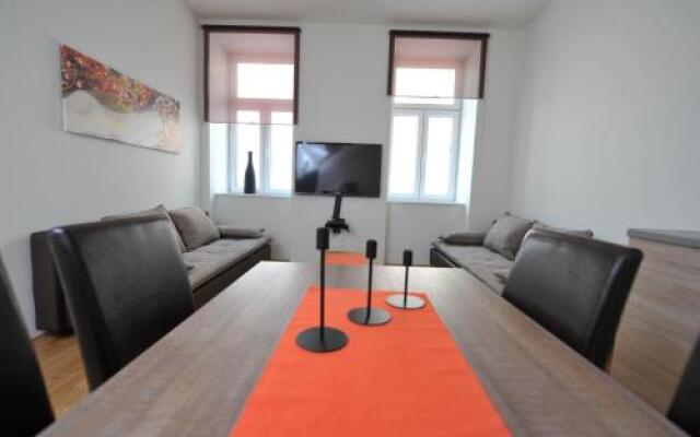 Debo Apartments - contactless check in