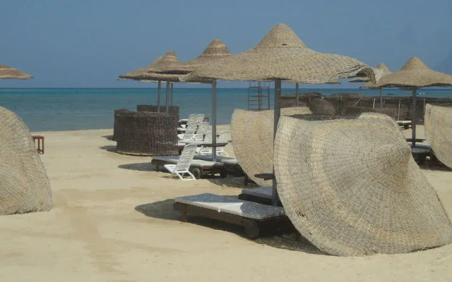 FAM and Resort