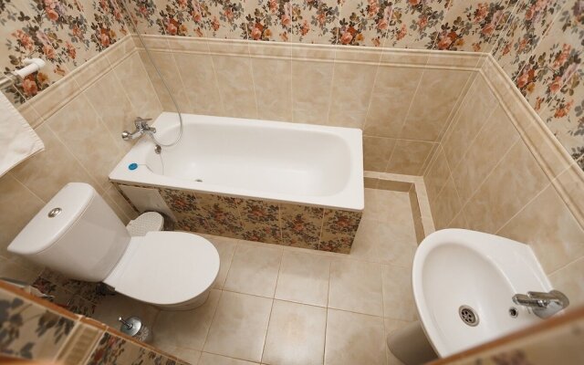 Отель «Фамилия»