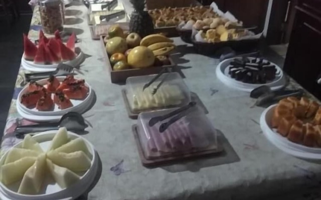 Francis Hotel Pousada