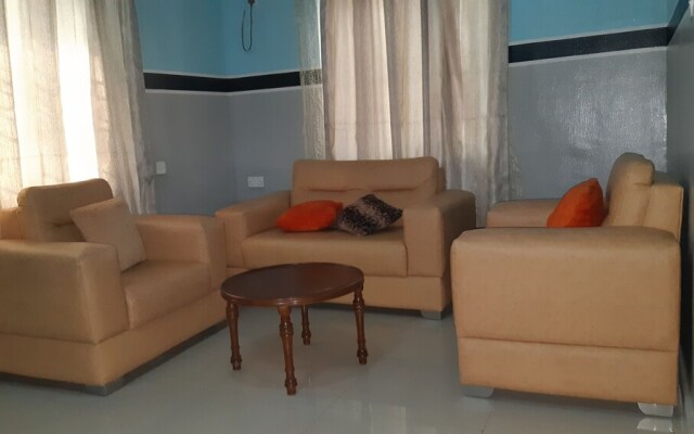 Glorious Hotel & Suites