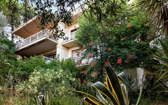Ambra Residence