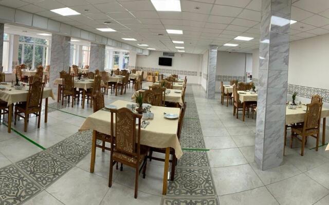Hotel Zhemchuzhina