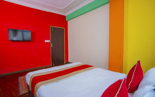 Oyo 414 Hotel Om