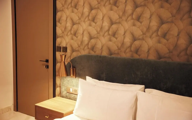 Azusa Hotels and Apartment