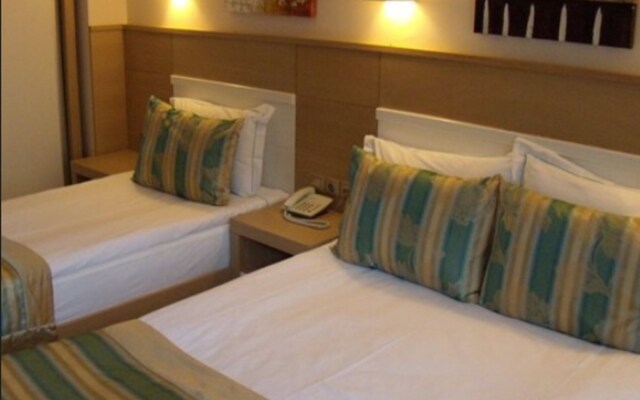 Costa Asmin Hotel