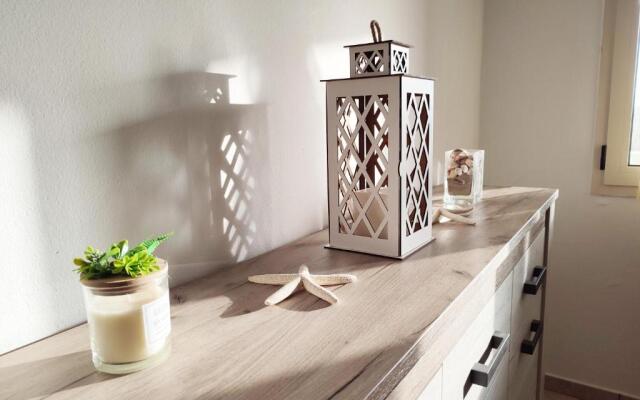 Modern 1Br apt , Garden , View & AC