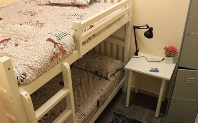 U8 Hostel