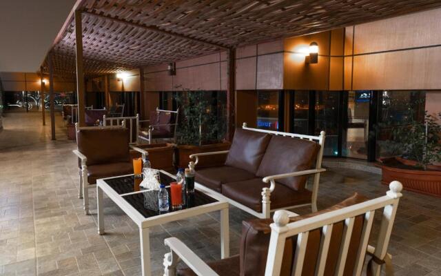 Platinum Seventy Serviced Apartments