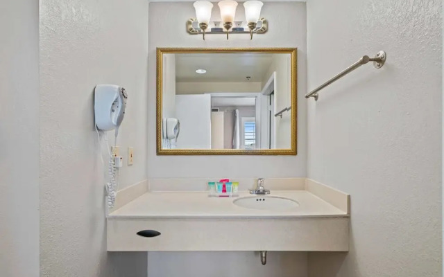 7601 Canada Avenue #433/435
