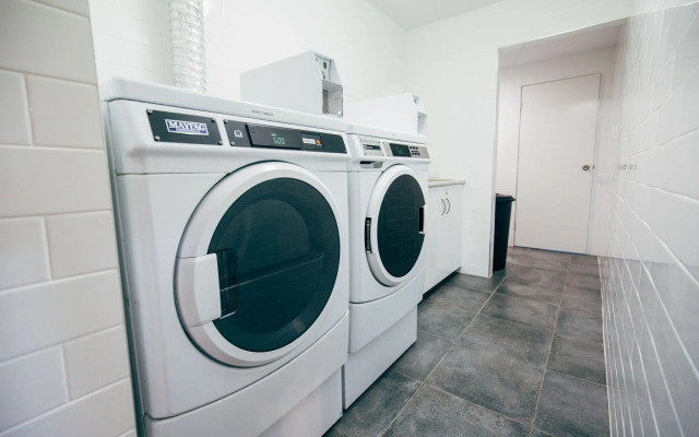 Yeppoon Beachhouse - Hostel