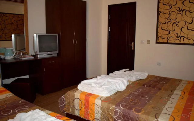 Ryor Hotel