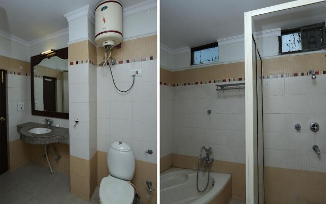 OYO 16647 Hotel Batra Palace